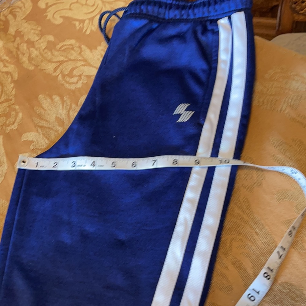 Used girls pant size waist 28” - Picture 7 of 10